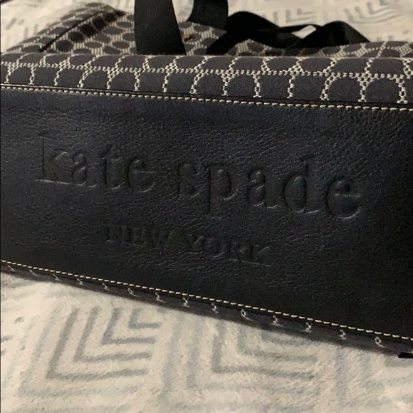 Kate Spade Baby Bag with Changing Pad - Picture 9 of 16